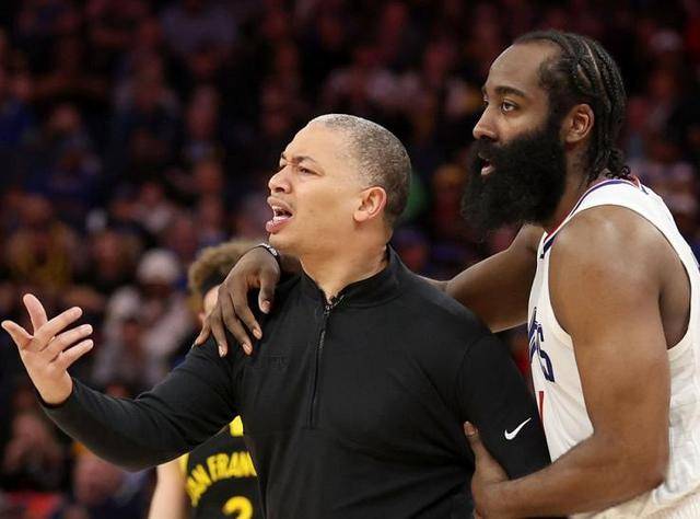 热火三分爆破，击溃对手赢得比赛的简单介绍