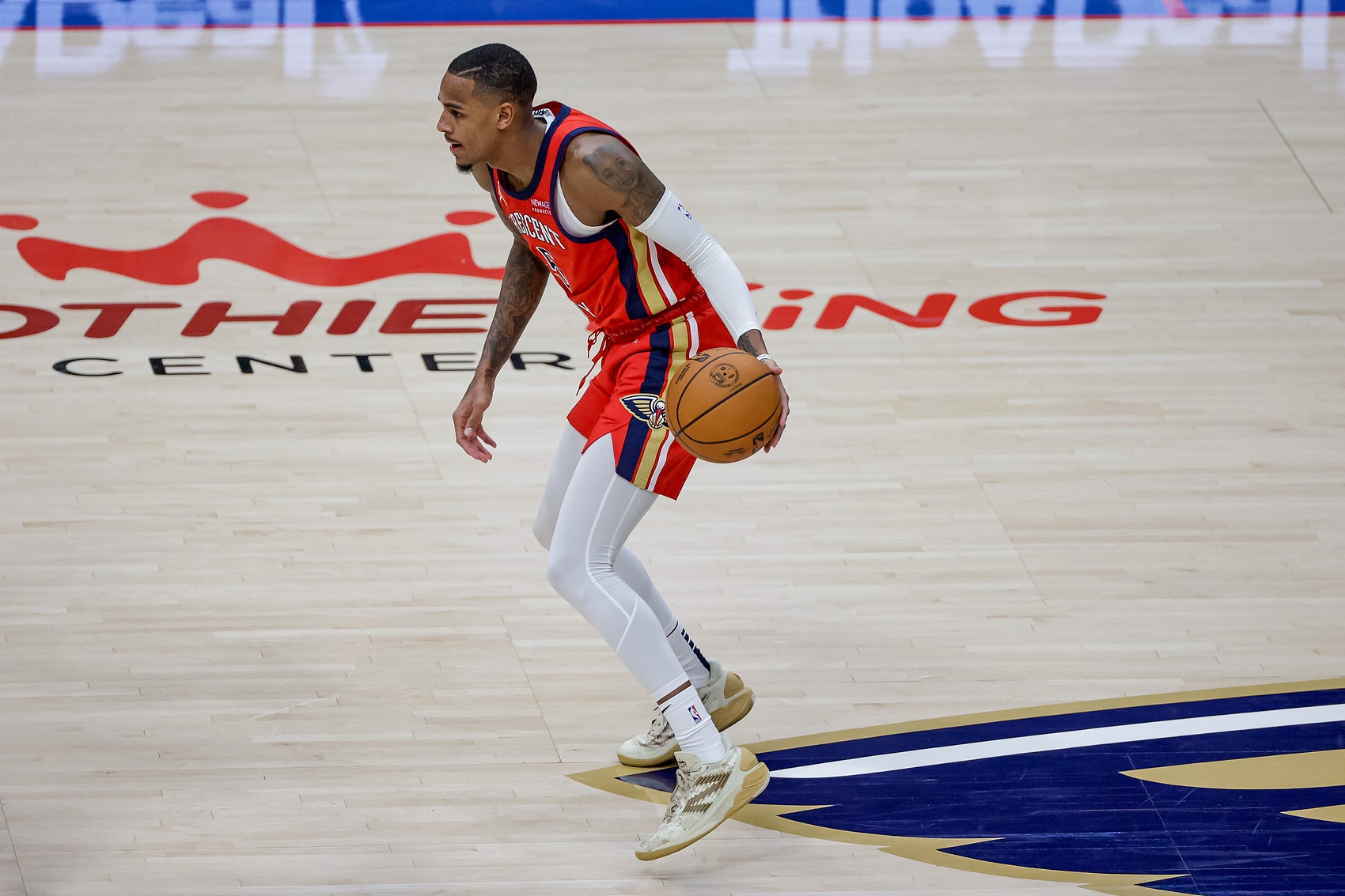 威少险胜格林，鹈鹕关键表现点燃全场！